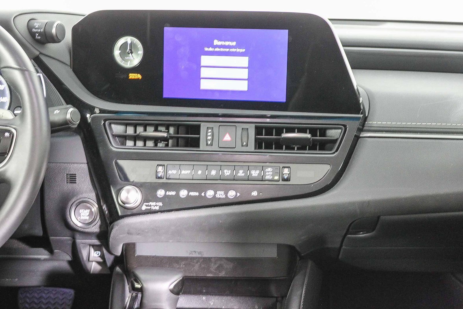 Used 2025 Lexus ES 350 image 14