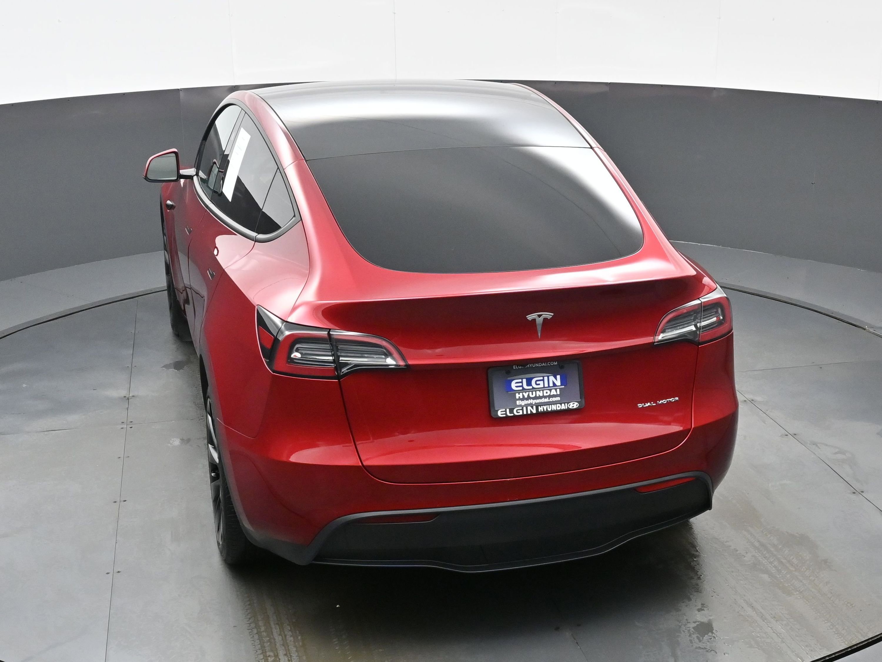 Used 2024 Tesla Model Y Long Range image 37
