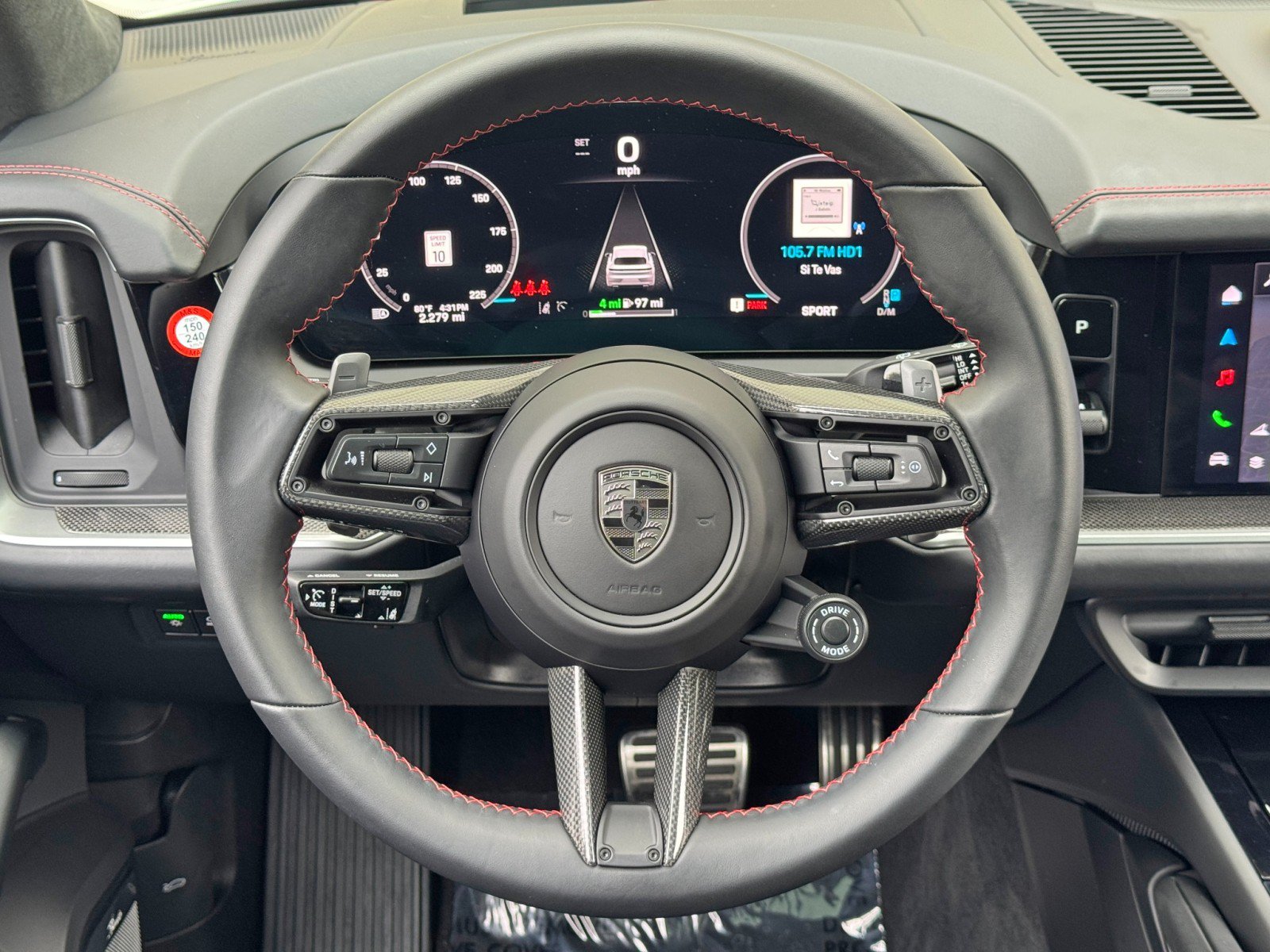 Used 2026 Porsche Cayenne Turbo AWD/4WD image 21