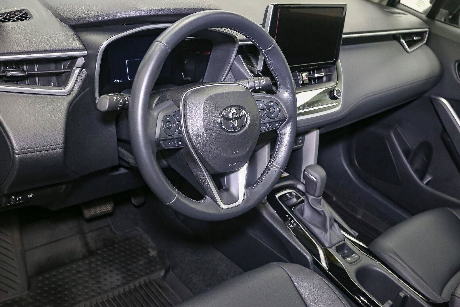 Certified 2023 Toyota Corolla Cross XLE w/ Convenience Package AWD/4WD image 24