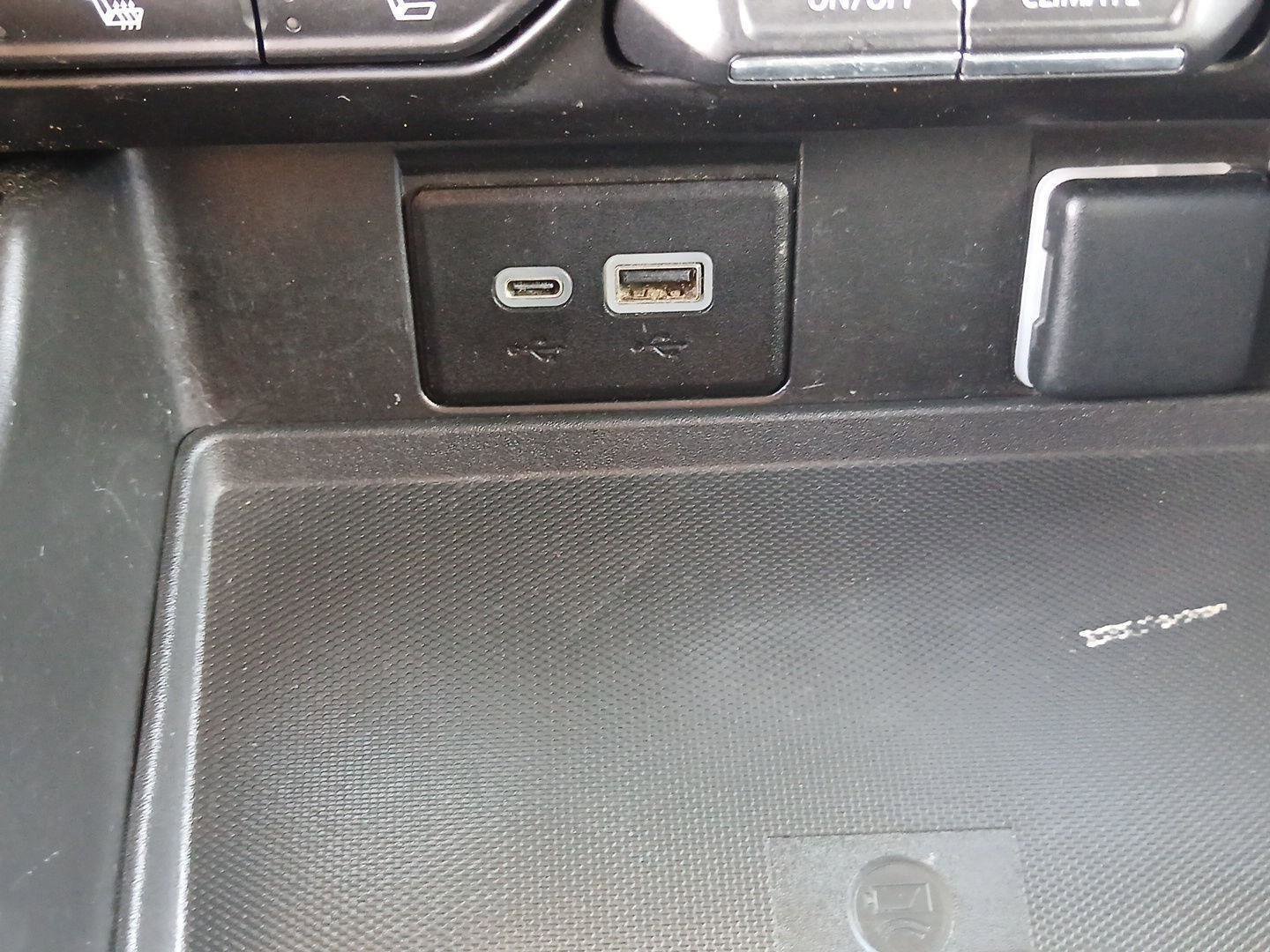 Used 2024 Chevrolet Tahoe Z71 image 16