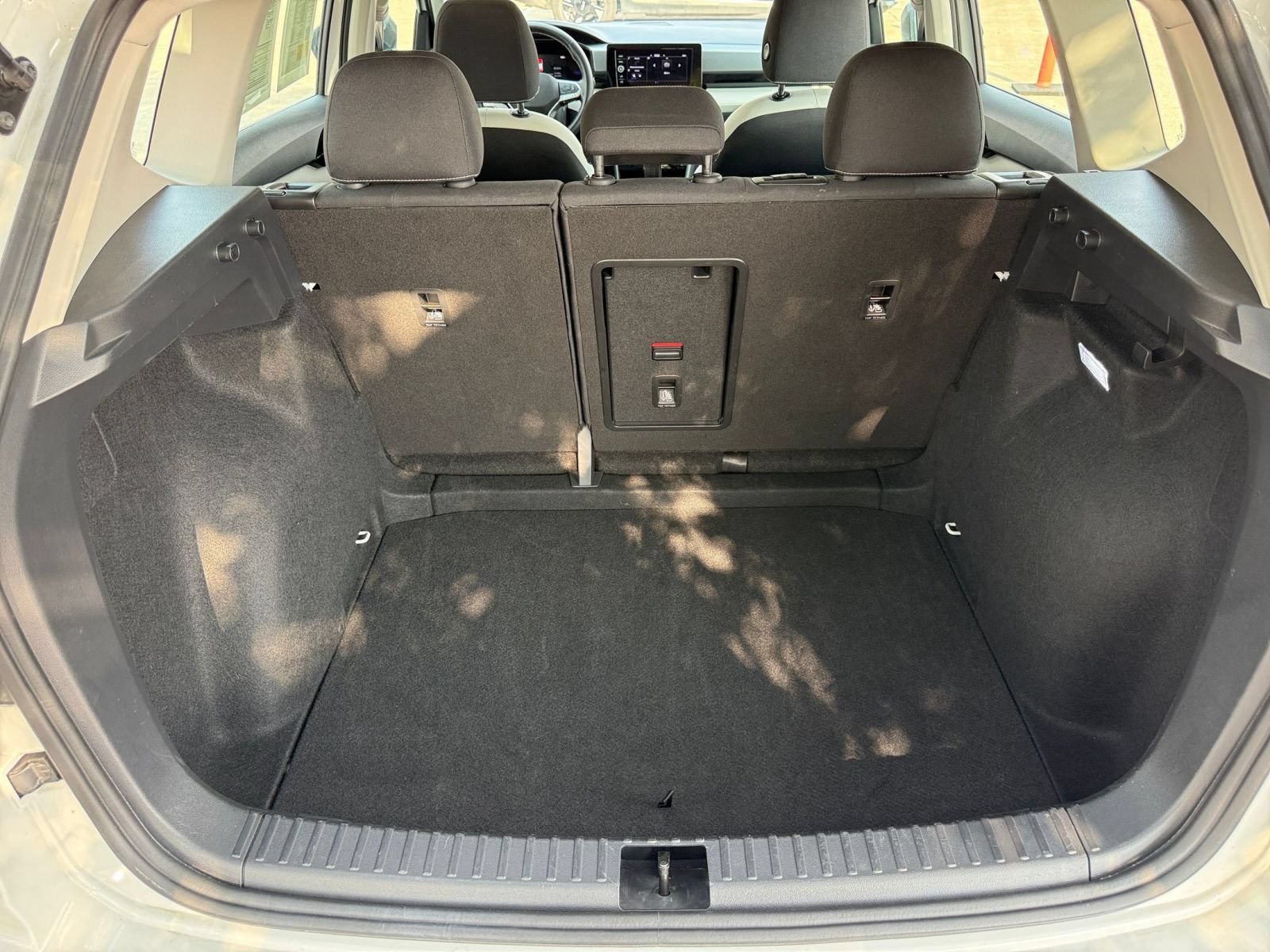 Used 2026 Volkswagen Taos S FWD image 30