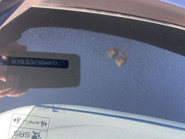 Used 2025 Volvo XC60 B5 Core image 9