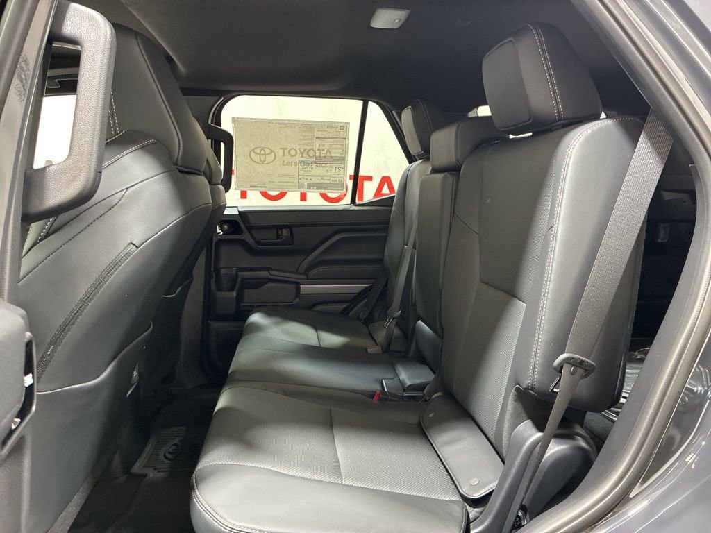 Used 2026 Toyota 4Runner TRD Off-Road Premium AWD/4WD image 17