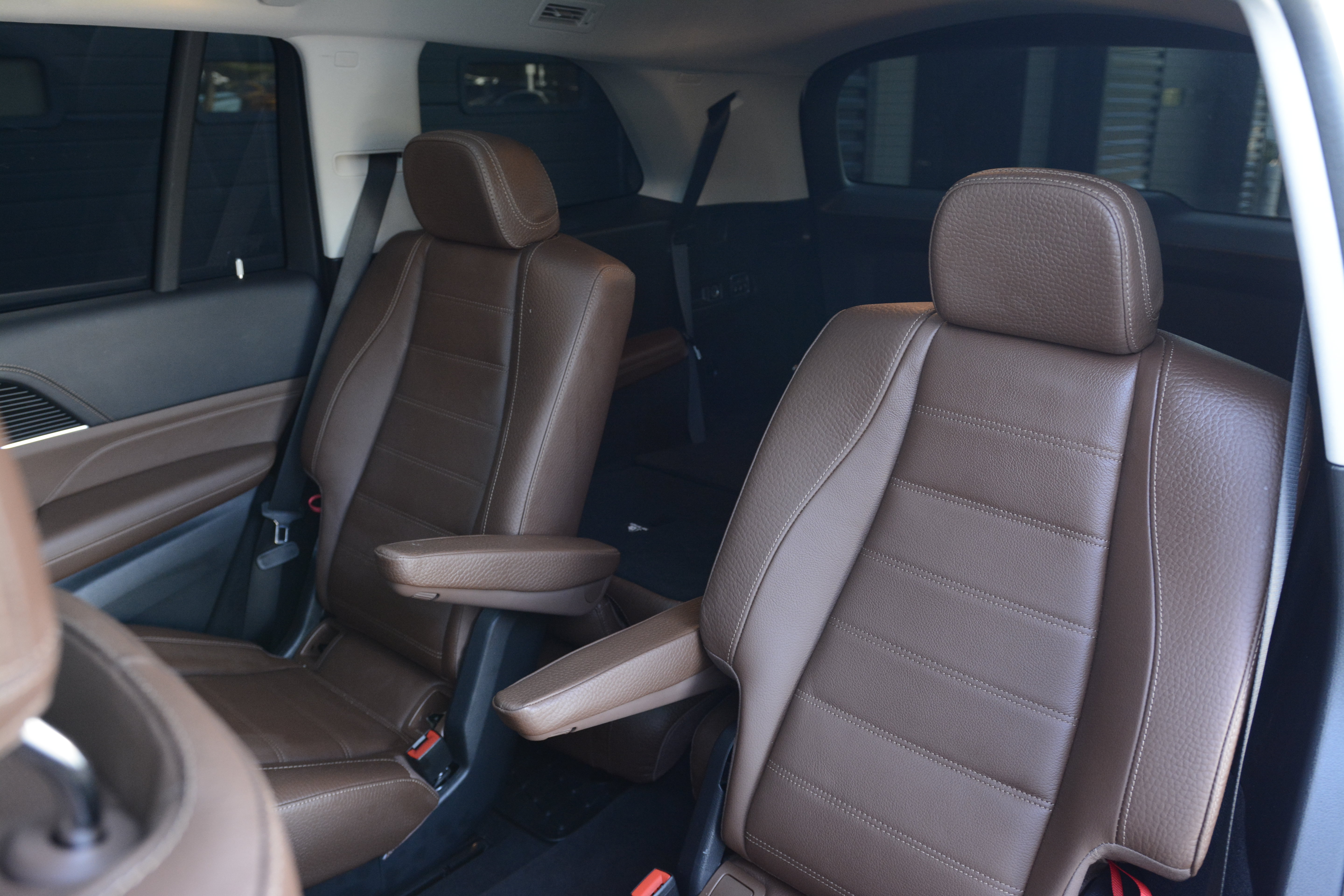 Used 2024 Mercedes-Benz GLS 450 4MATIC image 34