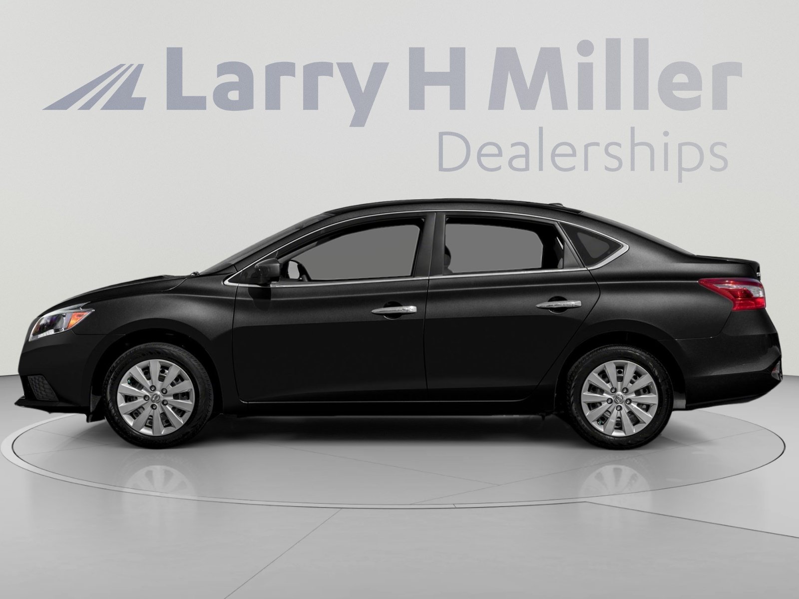 Used 2018 Nissan Sentra SV FWD image 3