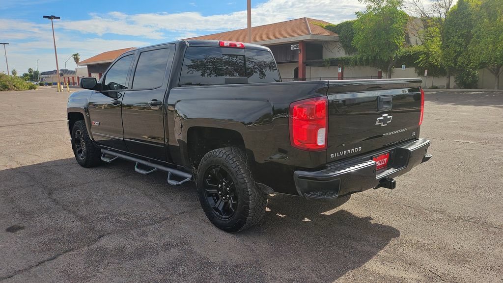 Used 2018 Chevrolet Silverado 1500 LTZ Z71 w/ LTZ Plus Package AWD/4WD image 8
