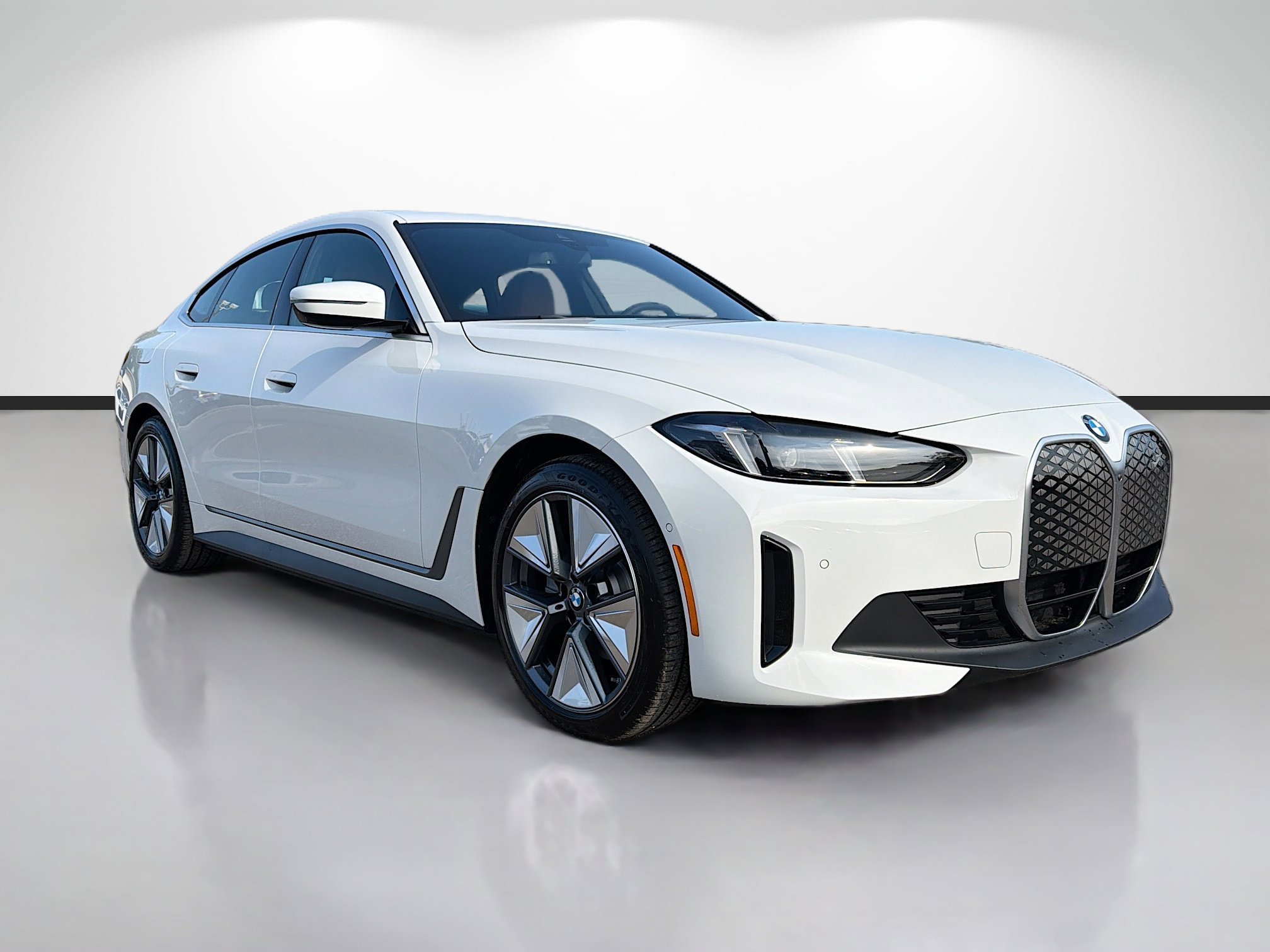New 2026 BMW i4 eDrive40 w/ Parking Assistance Package