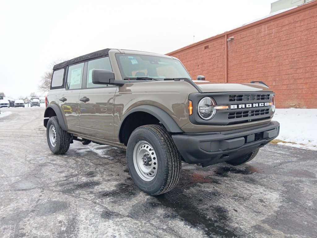 New 2025 Ford Bronco 4-Door