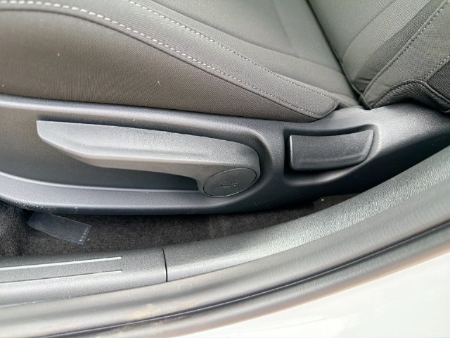 New 2026 Hyundai Elantra Sport FWD image 23