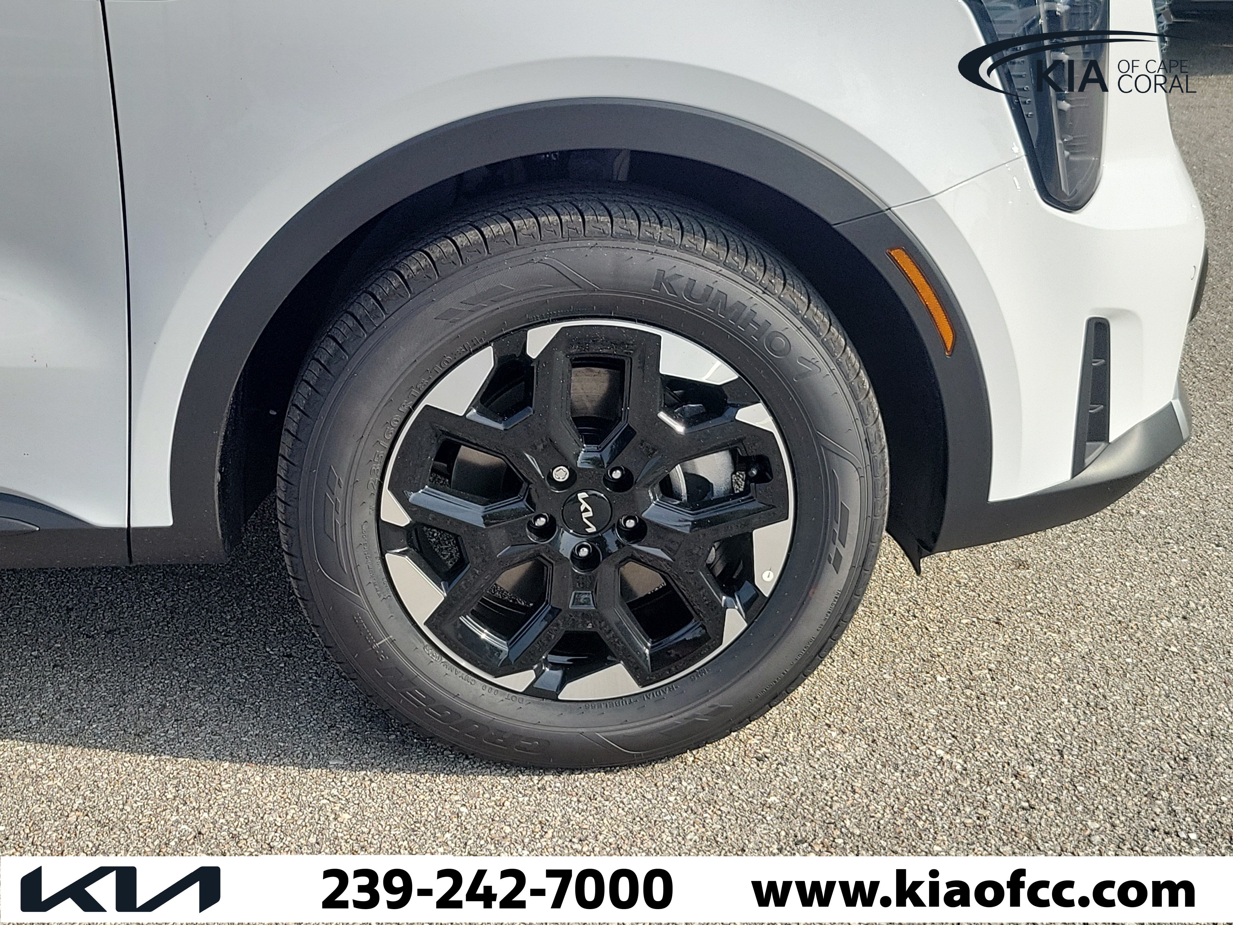 New 2026 Kia Sorento S FWD image 7