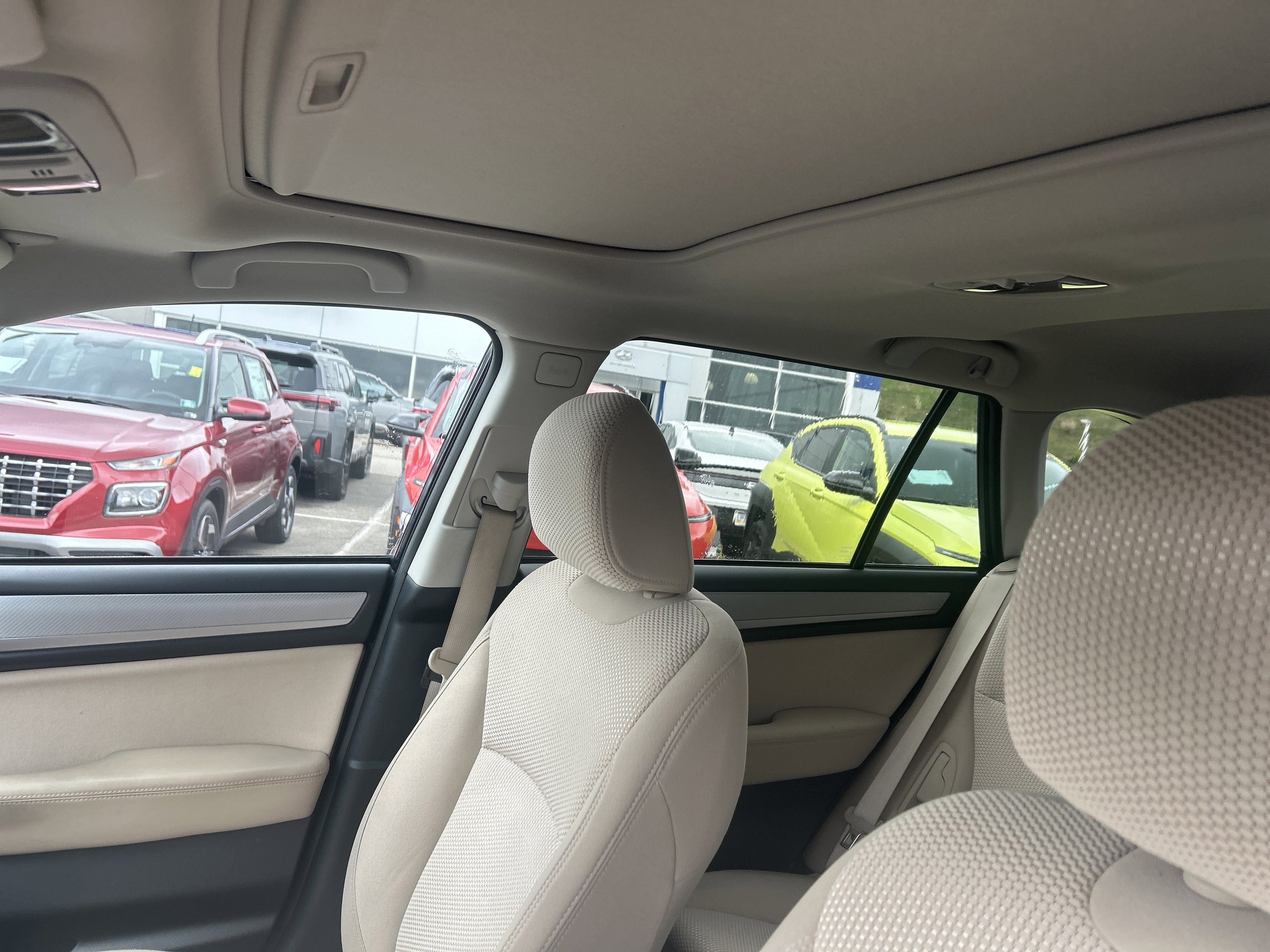 Used 2018 Subaru Outback 2.5i Premium AWD/4WD image 22