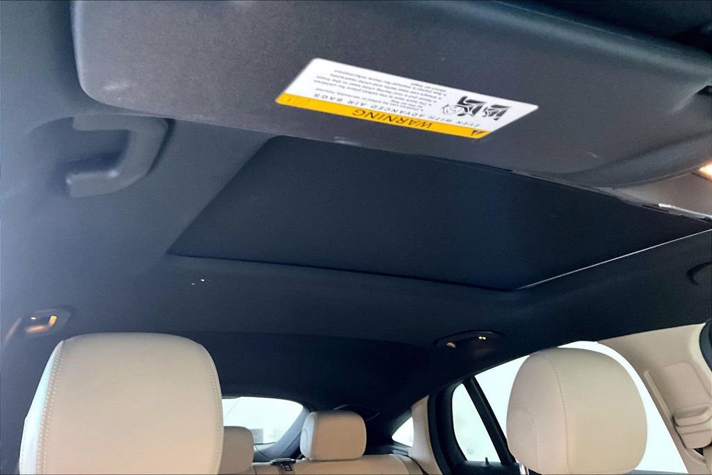 Used 2023 Mercedes-Benz GLC 300 4MATIC Coupe image 23