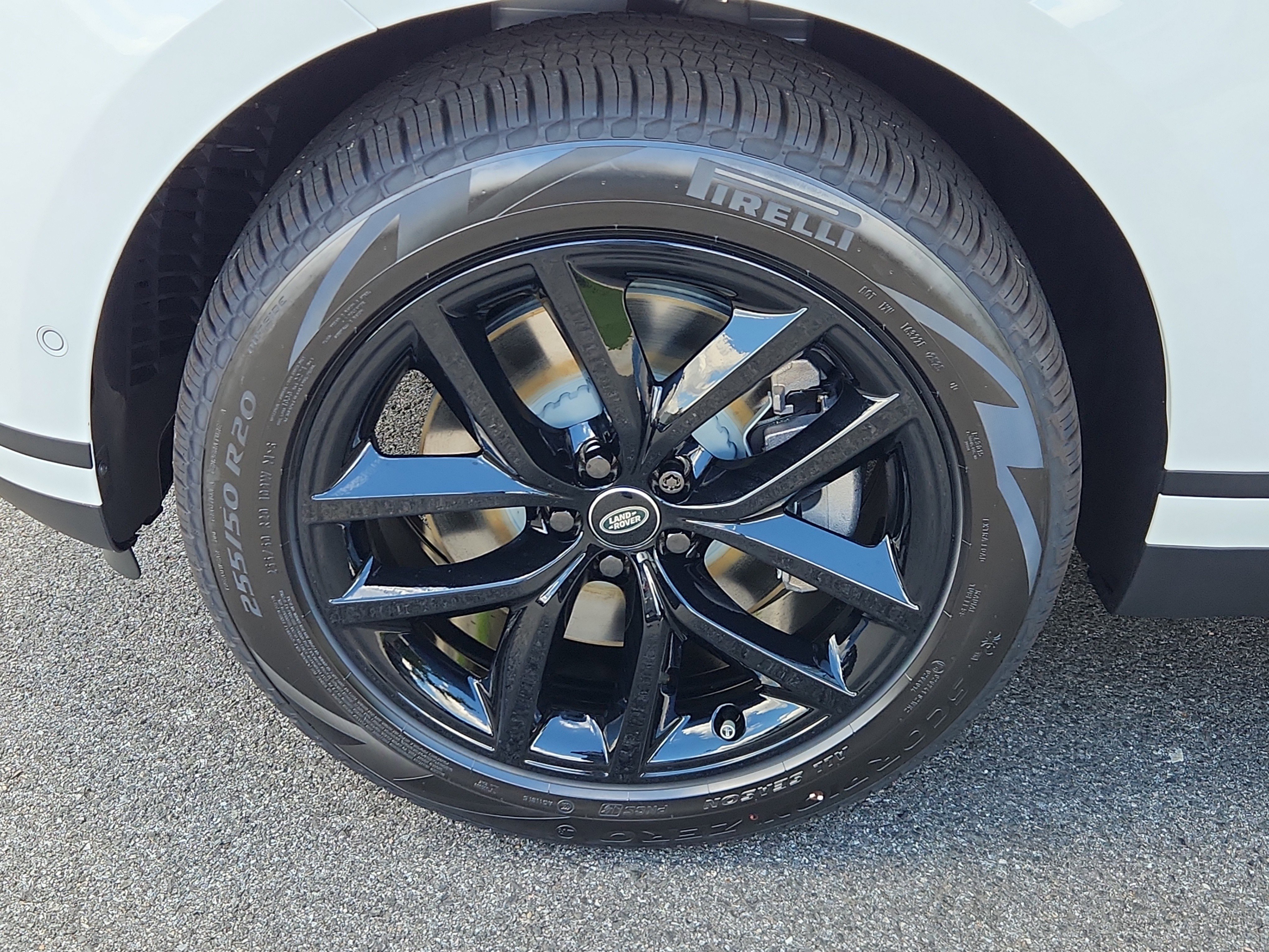 Used 2026 Land Rover Range Rover Velar S image 9