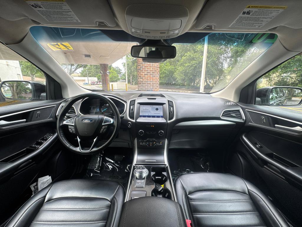 Used 2020 Ford Edge SEL image 33