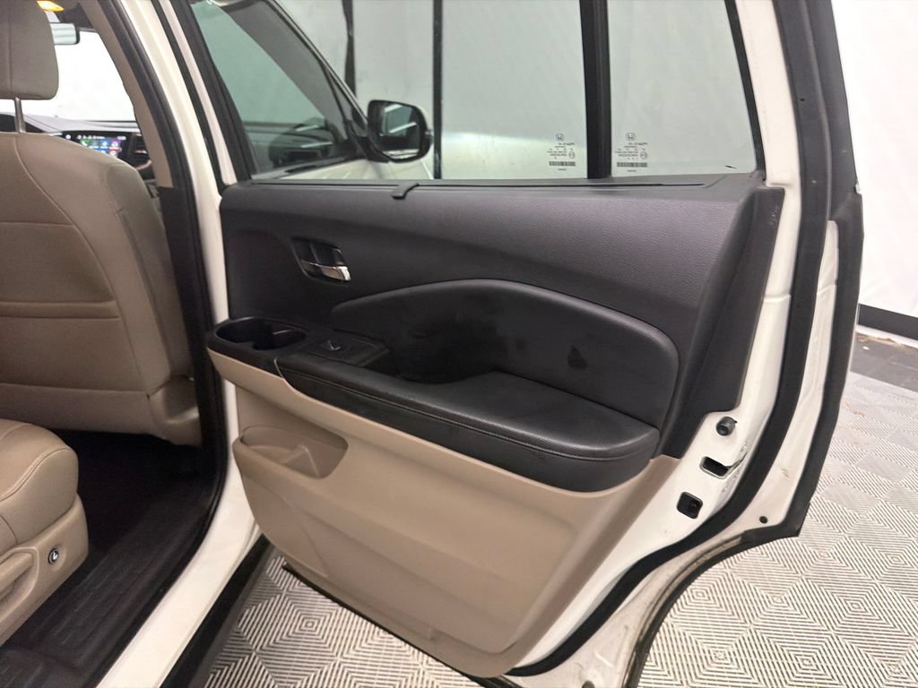 Used 2019 Honda Pilot EX-L image 18
