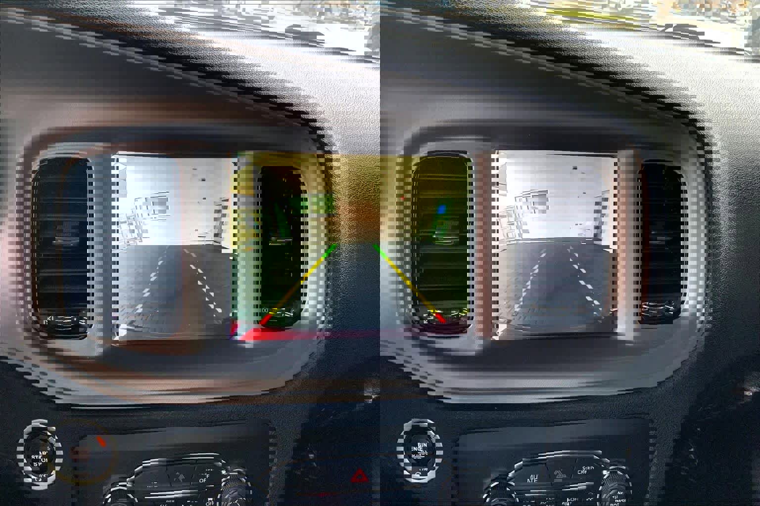 Used 2023 Dodge Charger R/T w/ Blacktop Package image 27