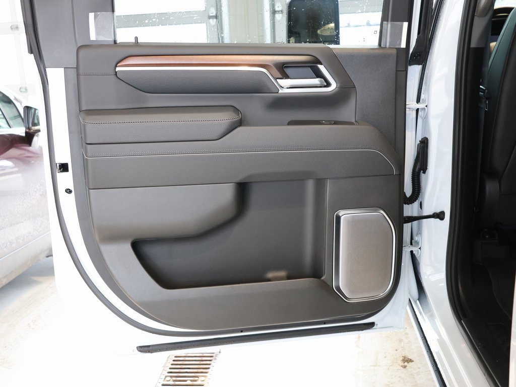New 2026 GMC Sierra 3500 Denali w/ Denali Reserve Package image 30