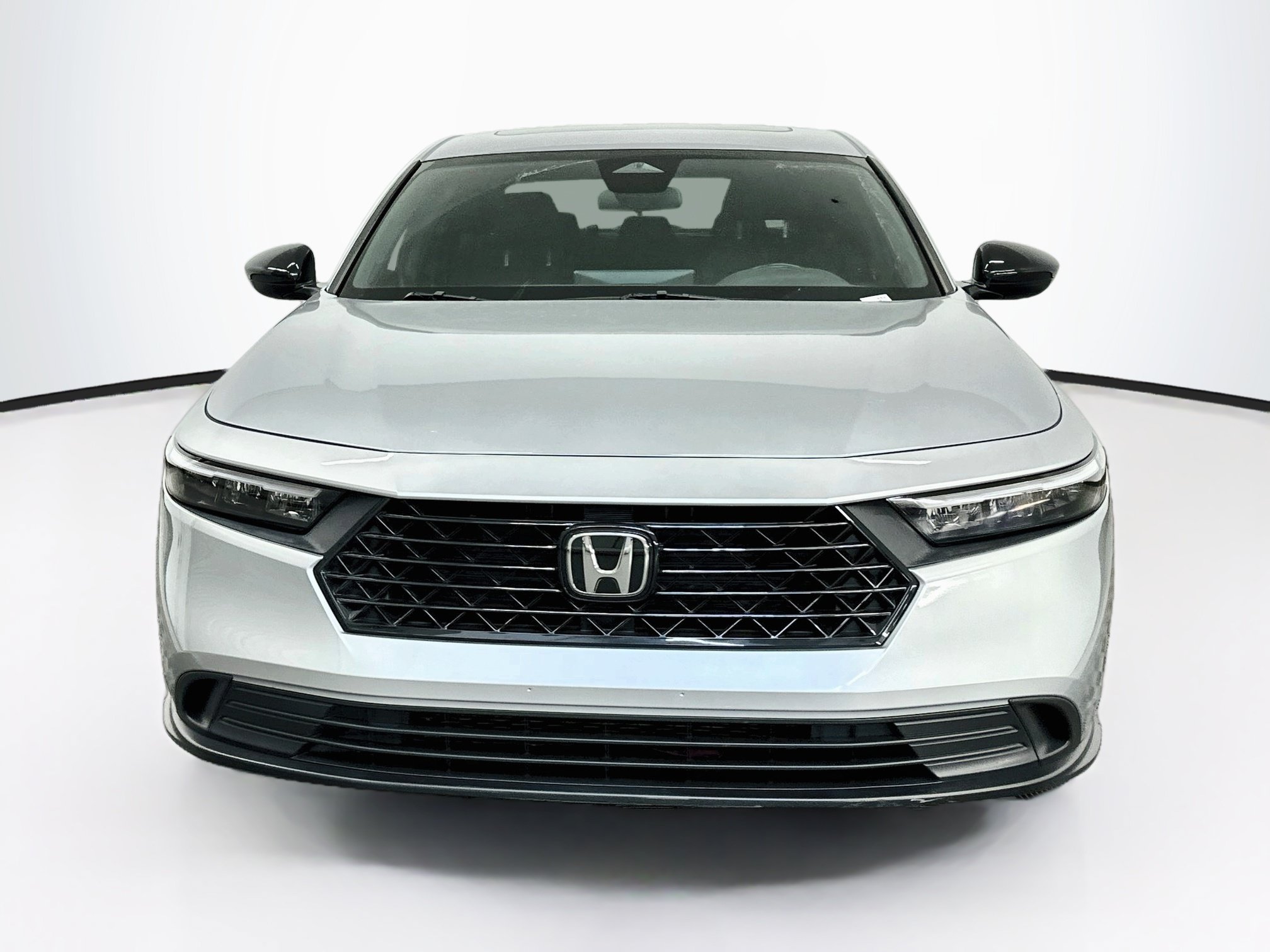 Used 2023 Honda Accord Sport image 2