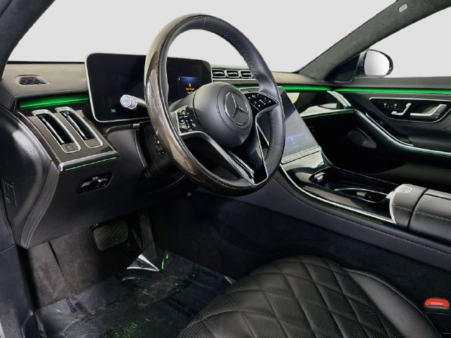 Used 2024 Mercedes-Benz S 580 4MATIC Sedan w/ Warmth & Comfort Package image 22