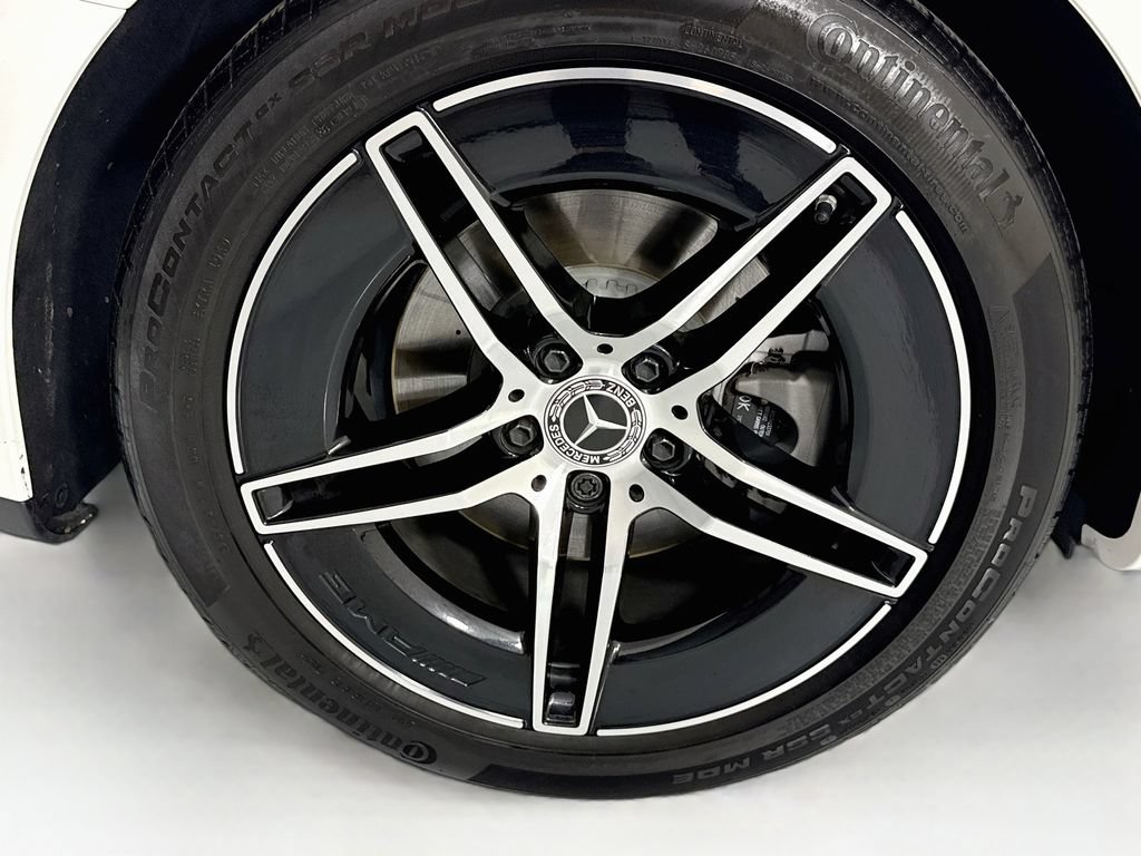 Used 2025 Mercedes-Benz E 350 Sedan image 33
