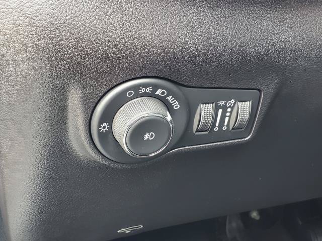 Used 2024 Jeep Compass Limited AWD/4WD image 9