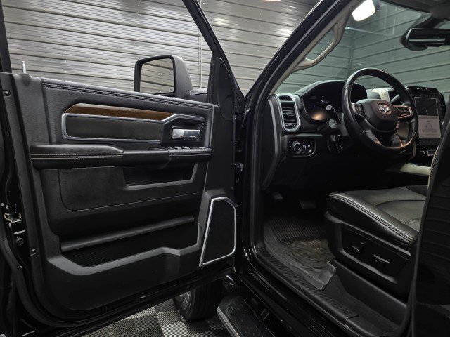 Used 2023 RAM 4500 Laramie AWD/4WD image 38