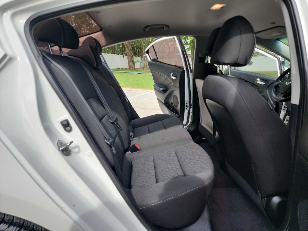 Used 2016 Kia Forte LX FWD image 25