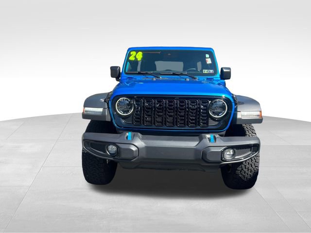 Used 2024 Jeep Wrangler Unlimited image 2