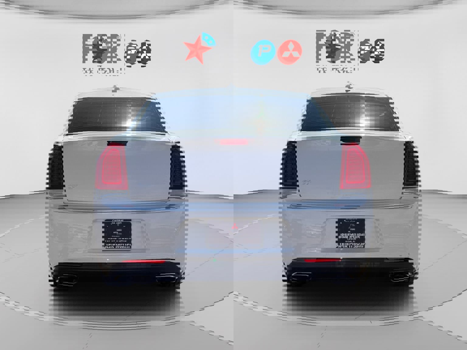 Used 2018 Chrysler 300 Limited image 4