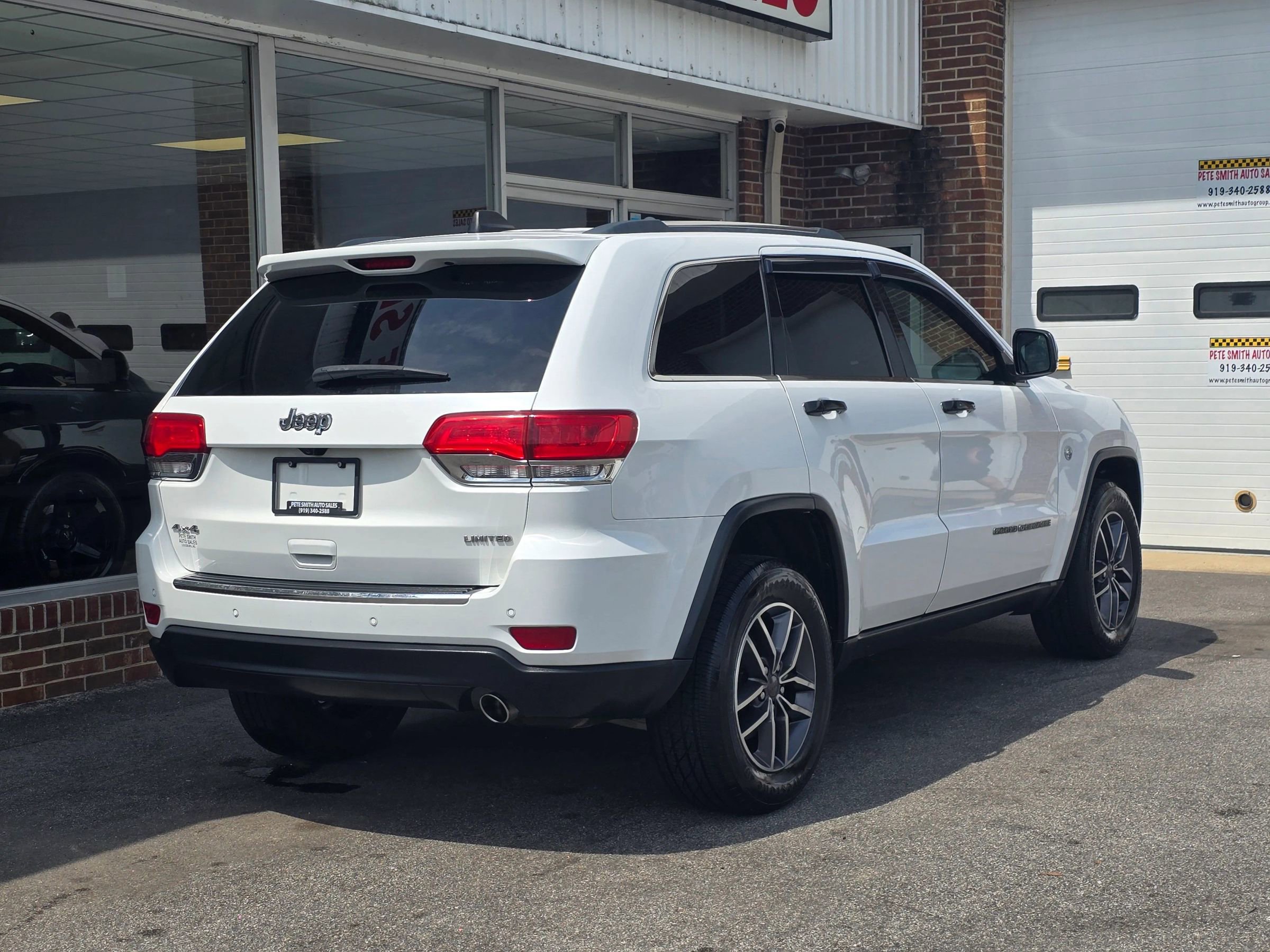 Used 2019 Jeep Grand Cherokee Limited image 7