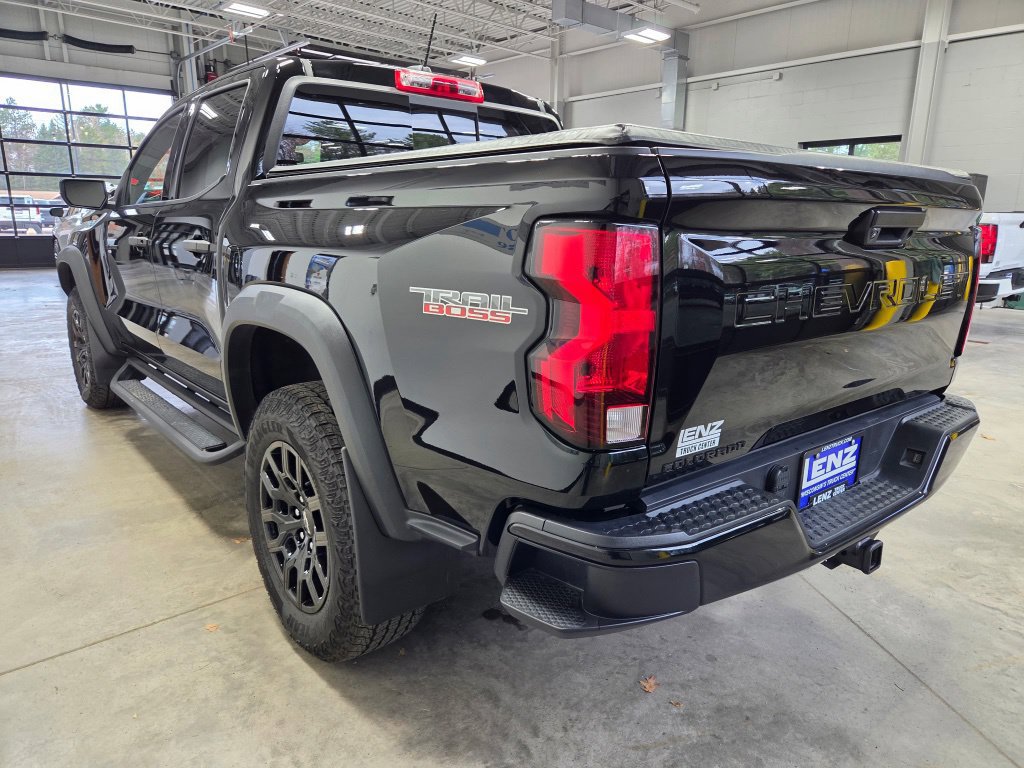Used 2024 Chevrolet Colorado Trail Boss w/ Advanced Trailering Package AWD/4WD image 6