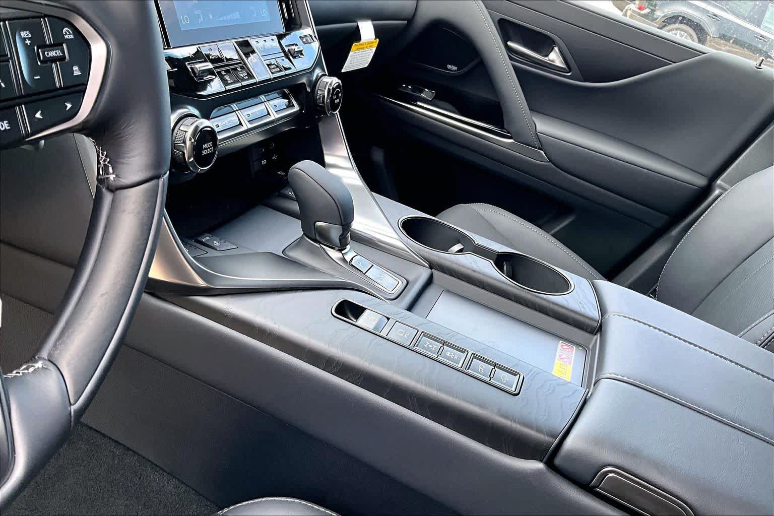 New 2026 Lexus LX 700h Luxury AWD/4WD image 11