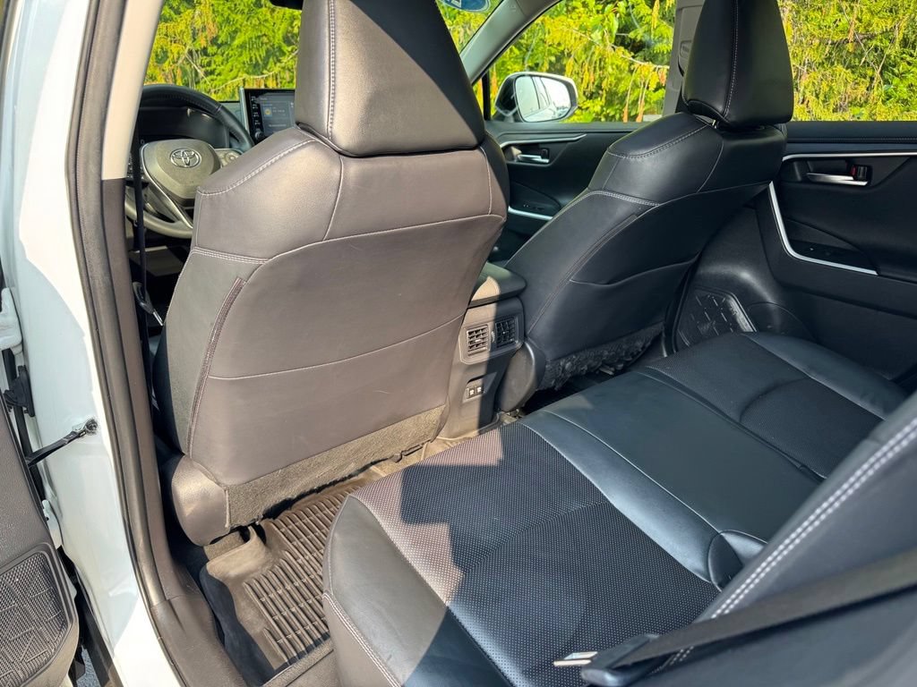 Used 2021 Toyota RAV4 Limited AWD/4WD image 15