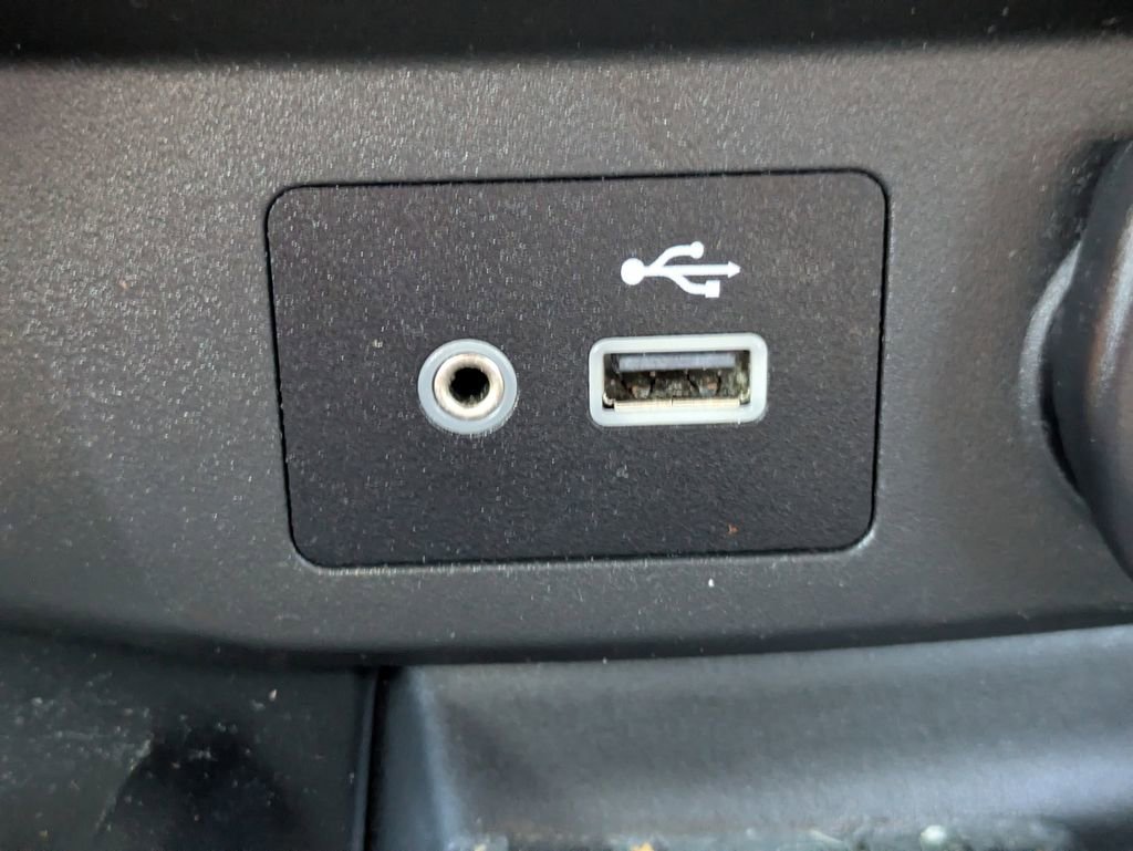 Used 2019 Nissan Rogue SV w/ Premium Package image 24