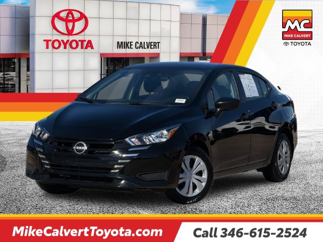 Used 2024 Nissan Versa S w/ Trunk Package FWD image 1