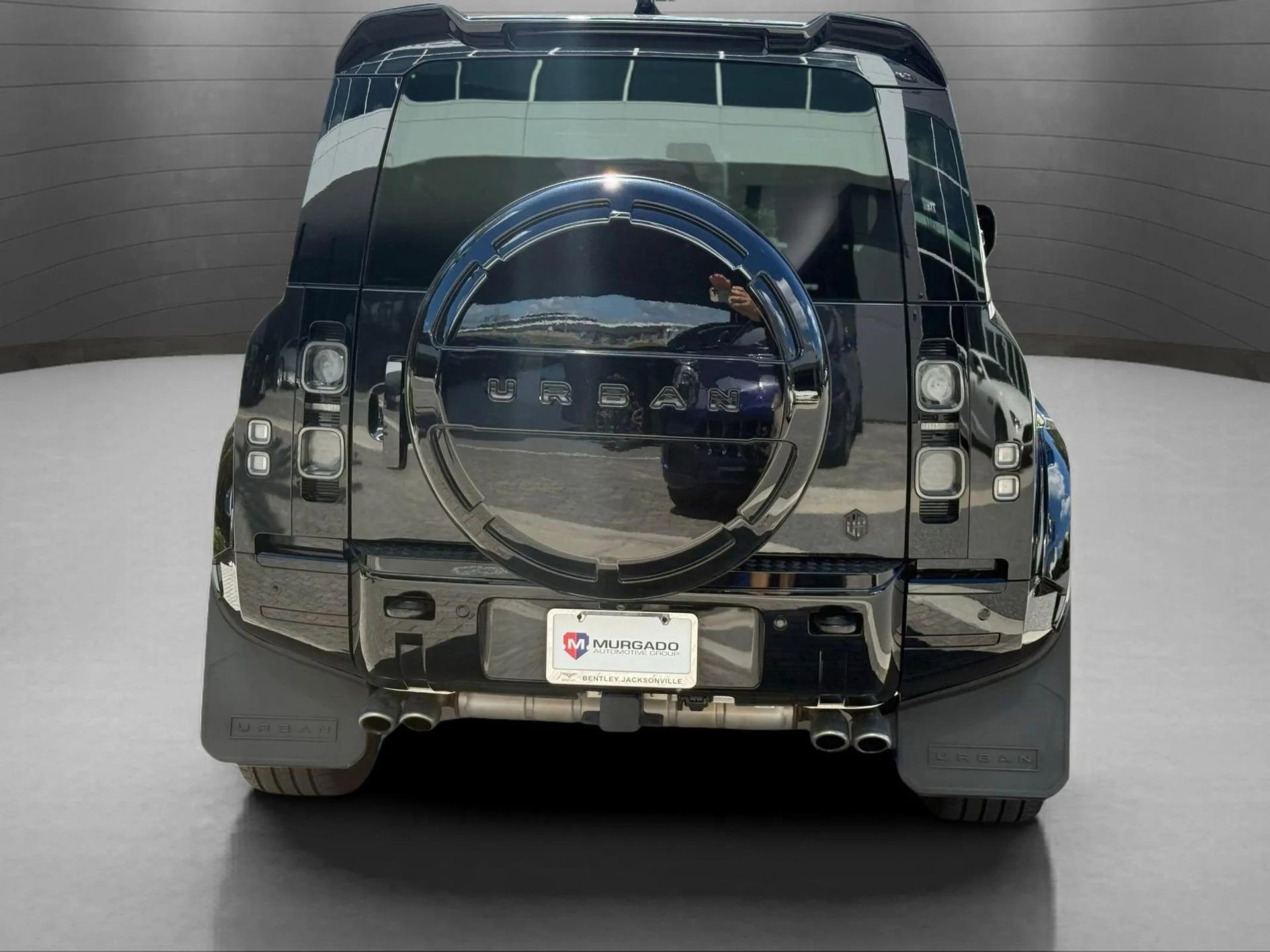 Used 2023 Land Rover Defender 110 Carpathian Edition image 24