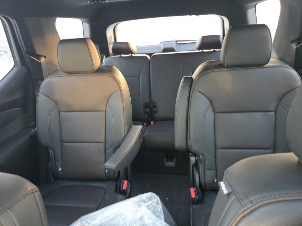 Used 2023 Chevrolet Traverse High Country w/ LPO, Floor Liner Package image 19