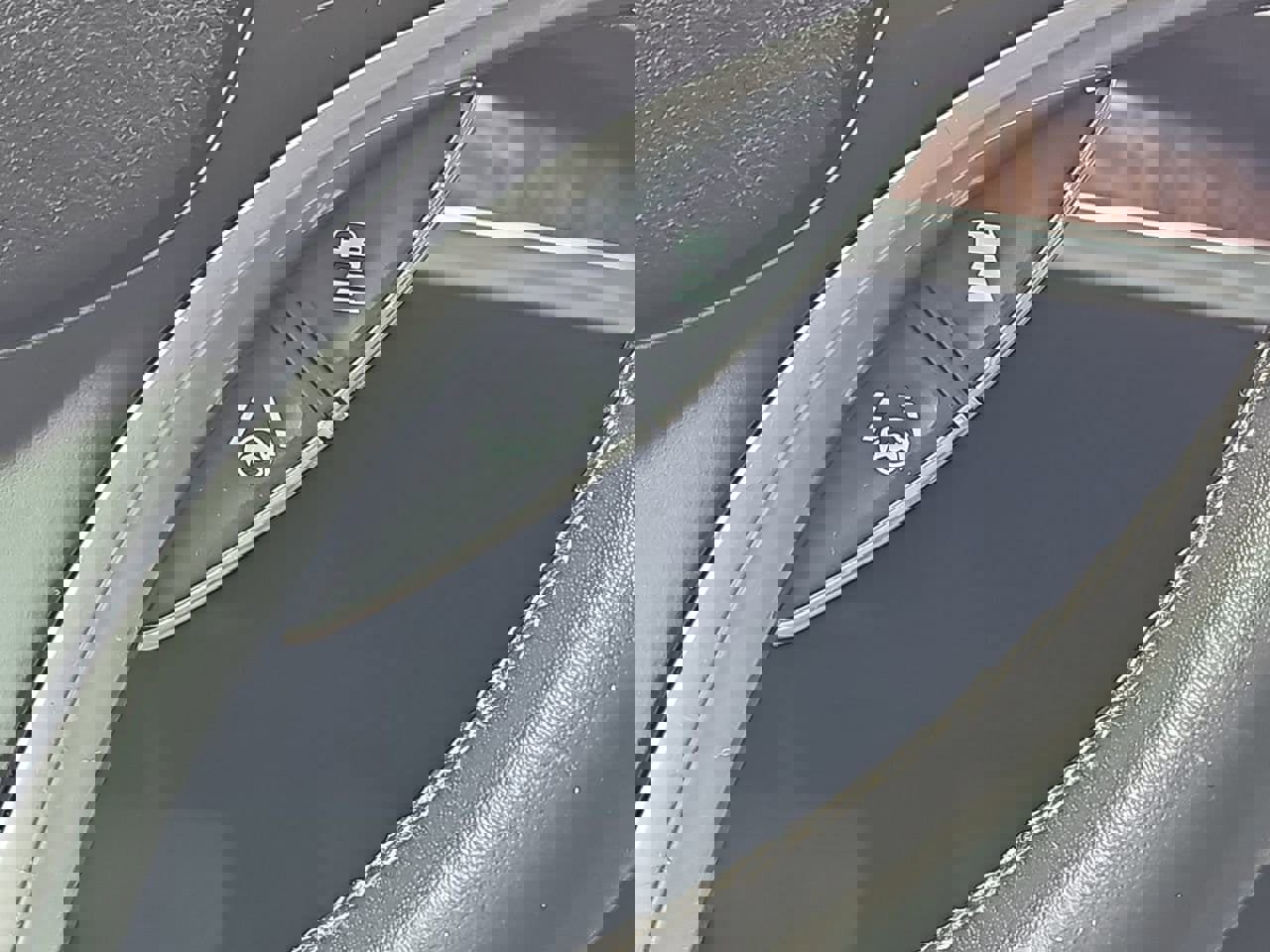 Used 2018 Acura MDX FWD image 25