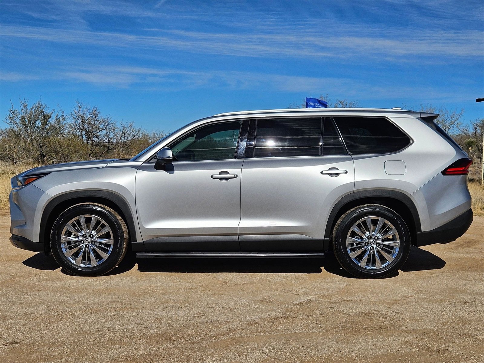 Used 2024 Toyota Grand Highlander Platinum image 9
