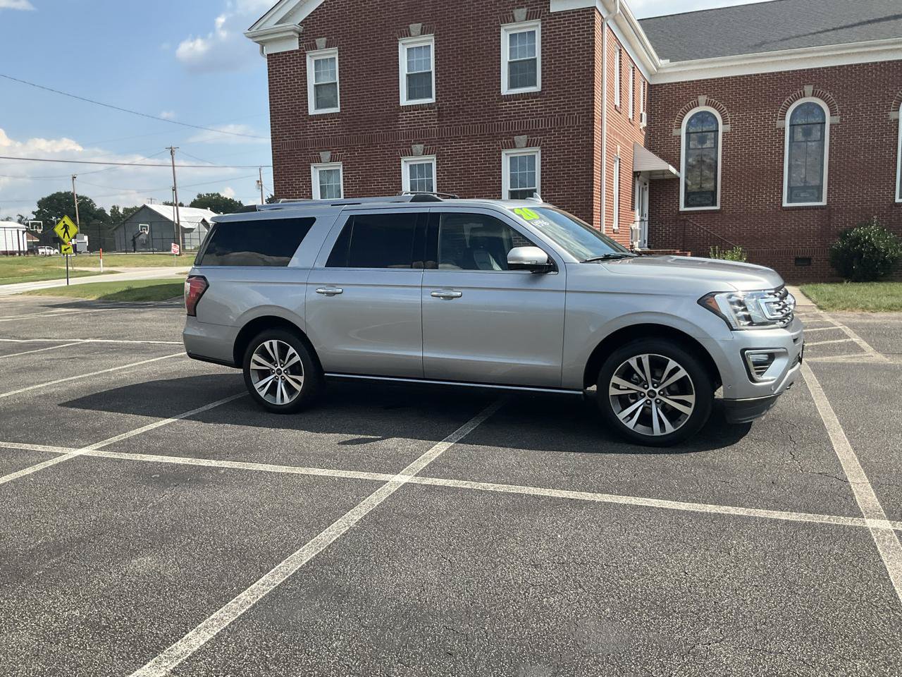 Used 2020 Ford Expedition Max Limited w/ Equipment Group 302A AWD/4WD image 3