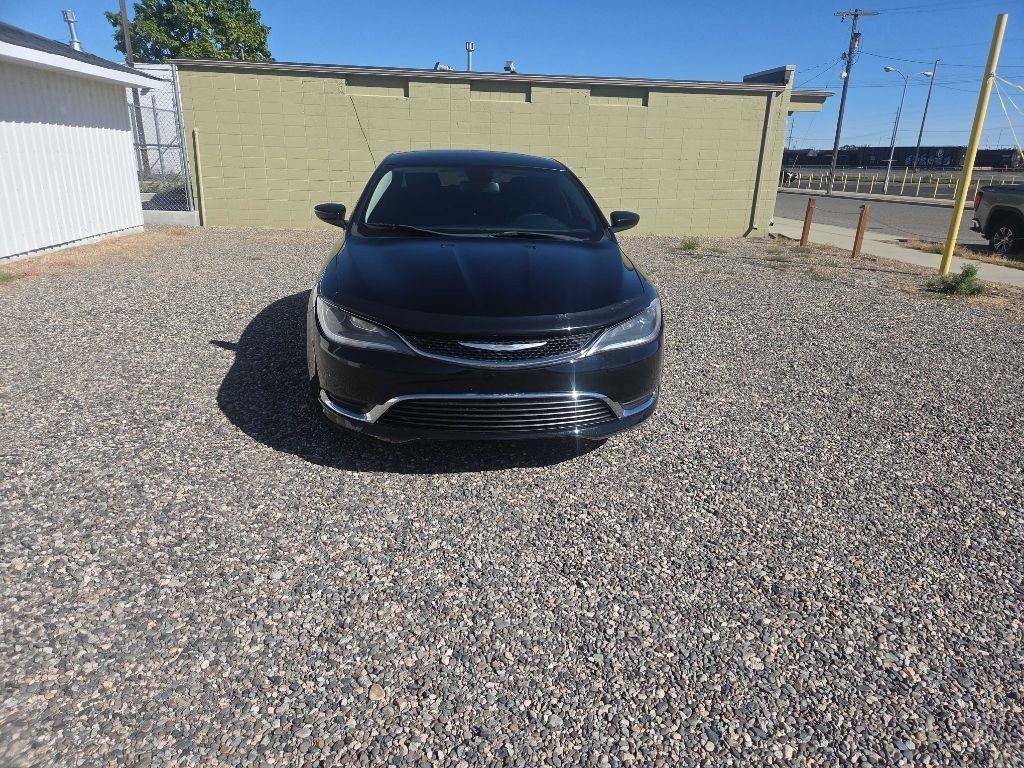 Used 2015 Chrysler 200 Limited w/ Convenience Group FWD image 8