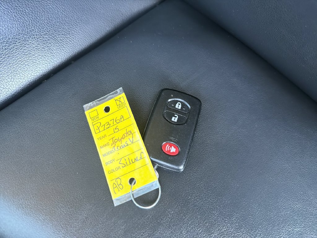Used 2015 Toyota Prius V Four FWD image 34