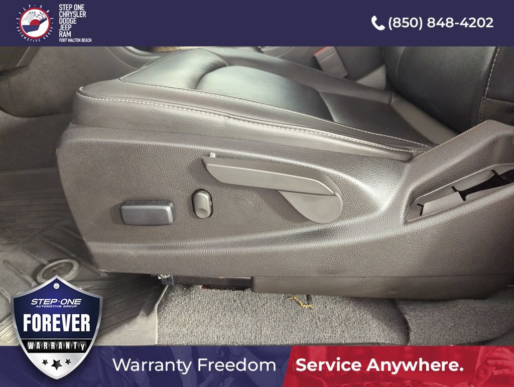 Used 2022 GMC Canyon Elevation w/ Elevation Premium Package RWD image 12