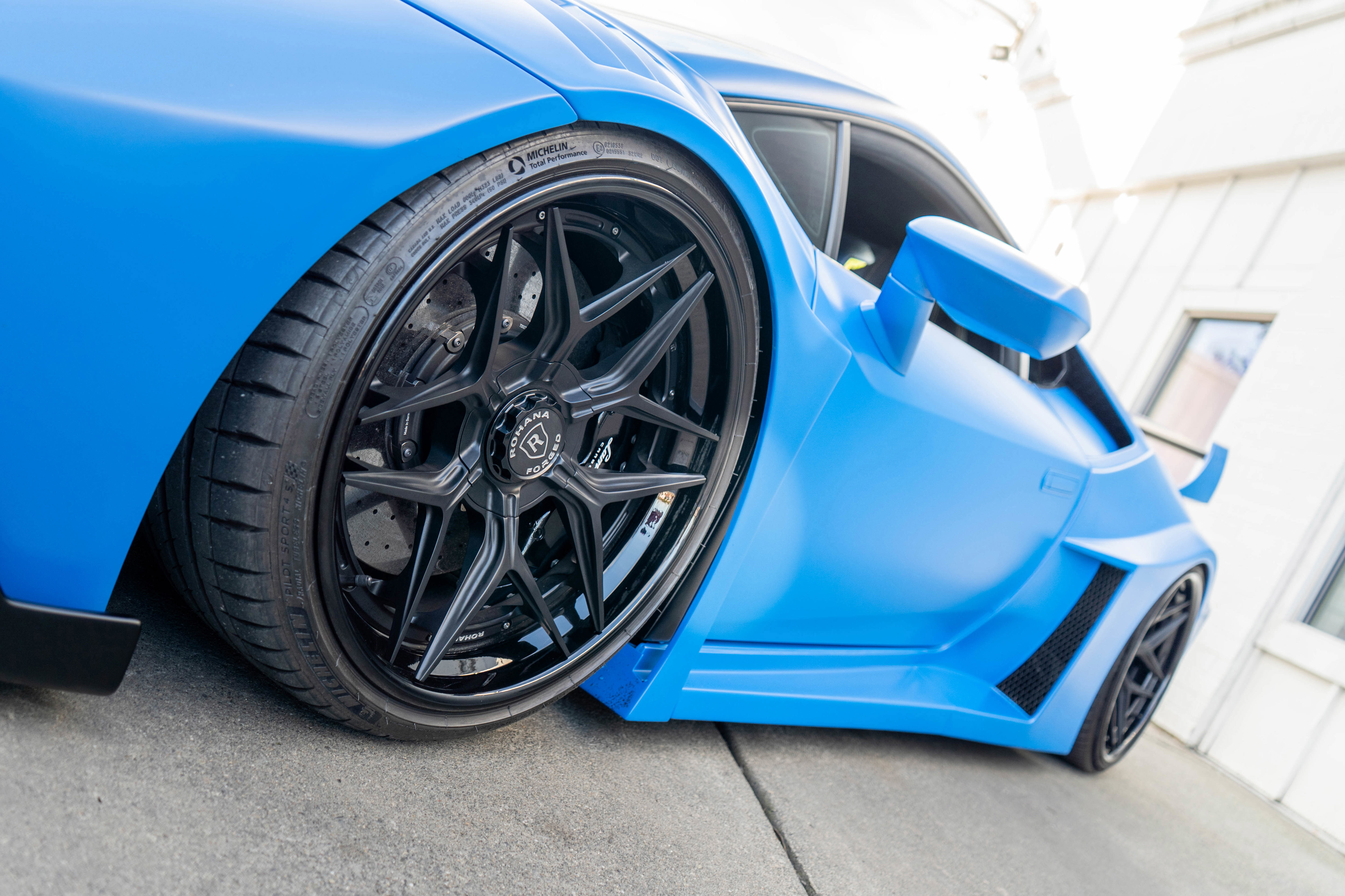 Used 2016 Lamborghini Huracan LP 580-2 RWD image 6