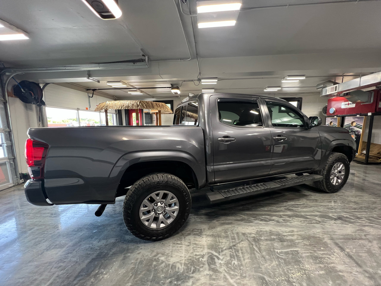 Used 2020 Toyota Tacoma SR image 12