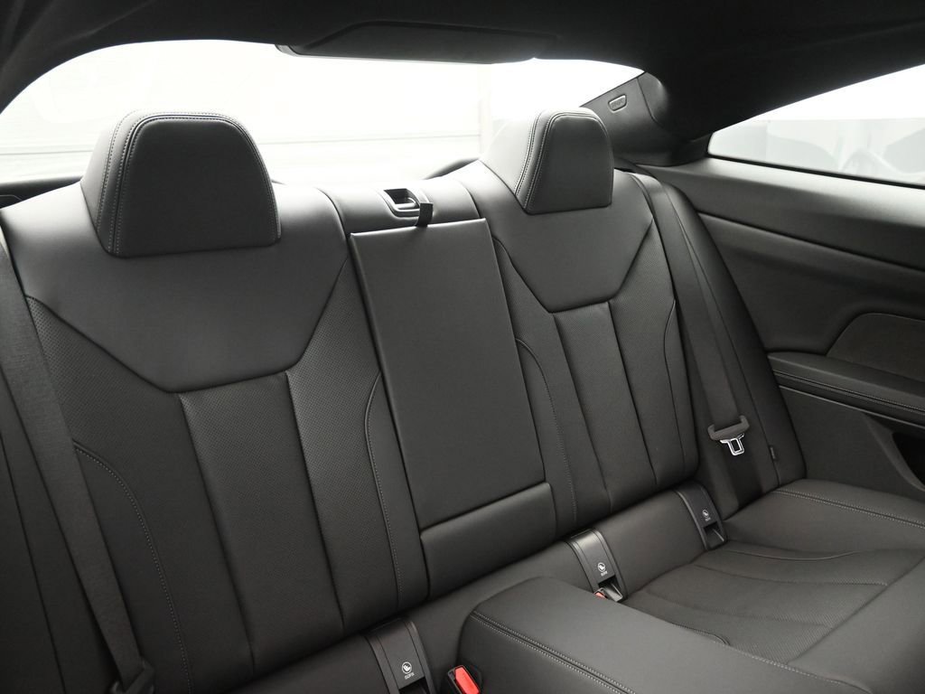 New 2026 BMW M440i Coupe RWD image 23