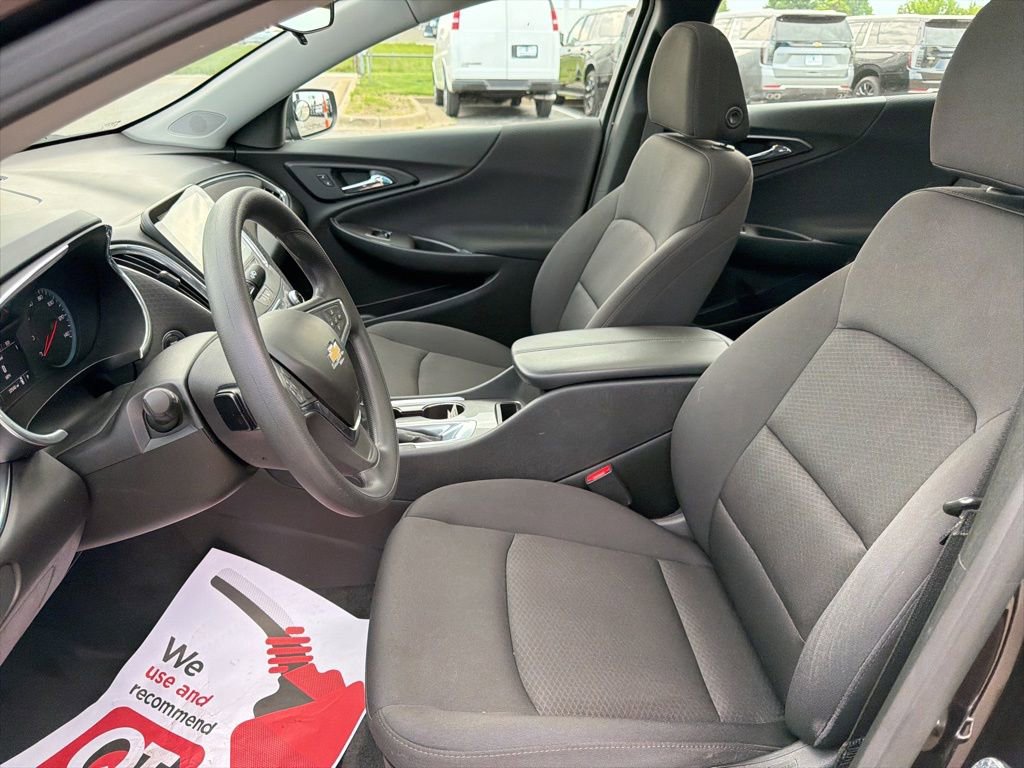 Certified 2021 Chevrolet Malibu LT FWD image 17