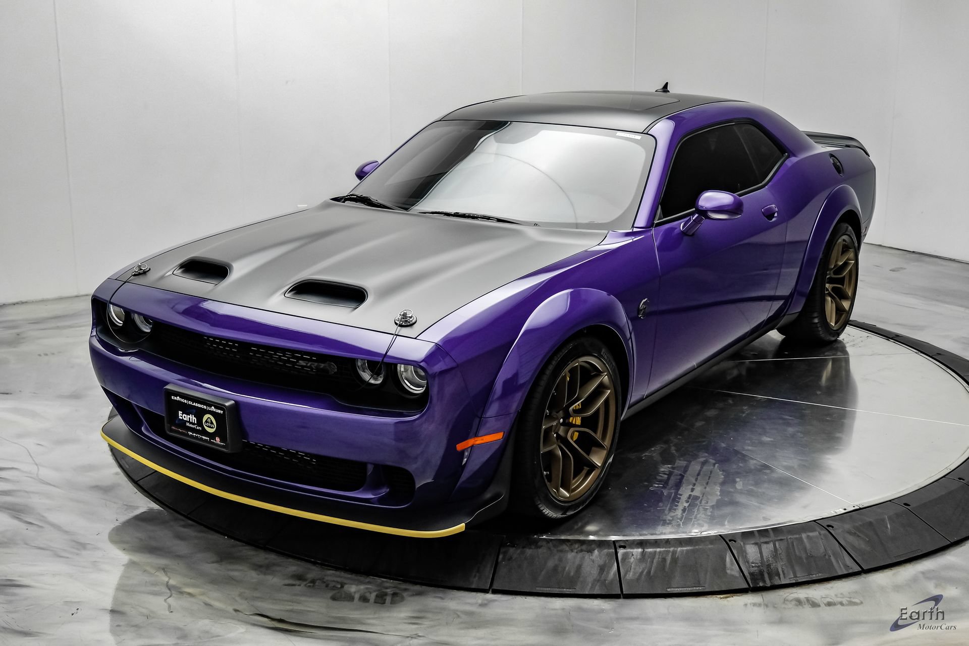 Used 2023 Dodge Challenger SRT Hellcat RWD image 7