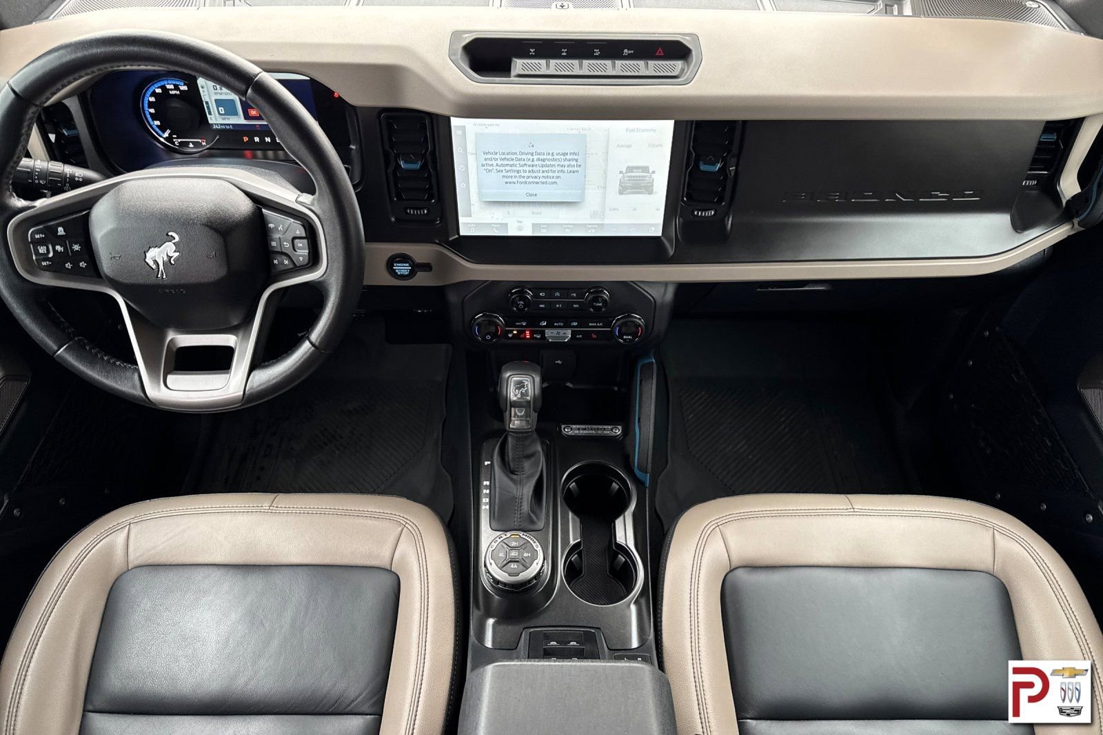 Used 2023 Ford Bronco Wildtrak image 16